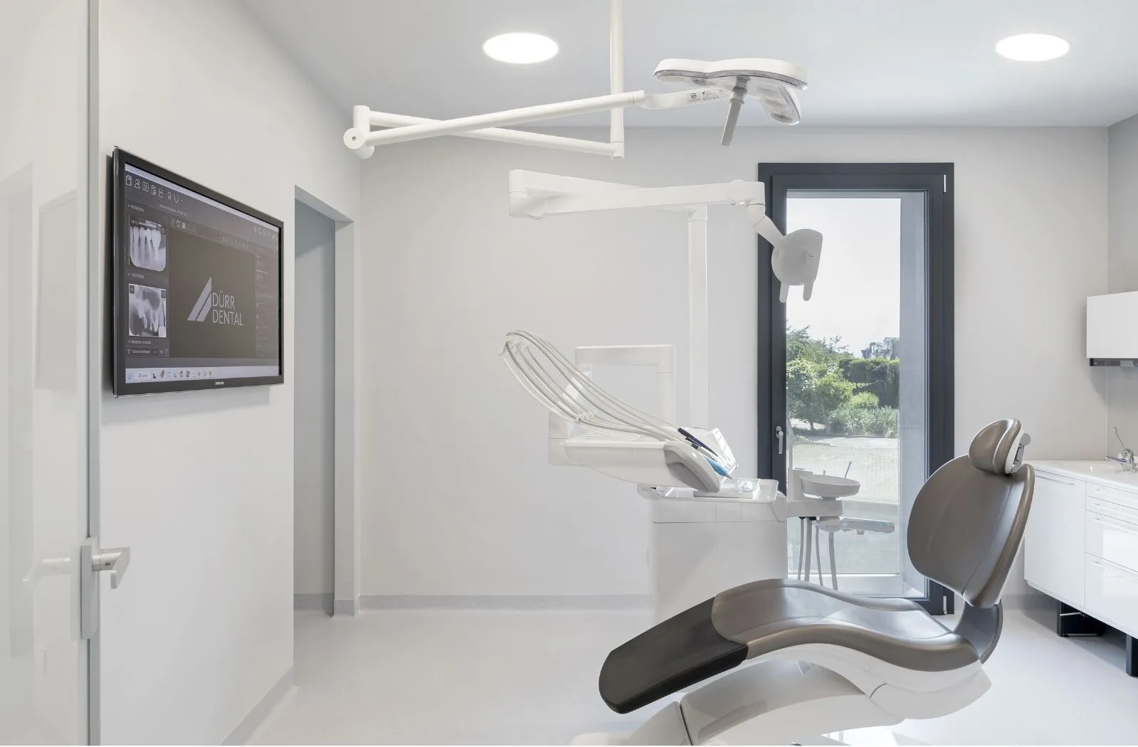 Home 2 studio dentistico a Busca Cuneo