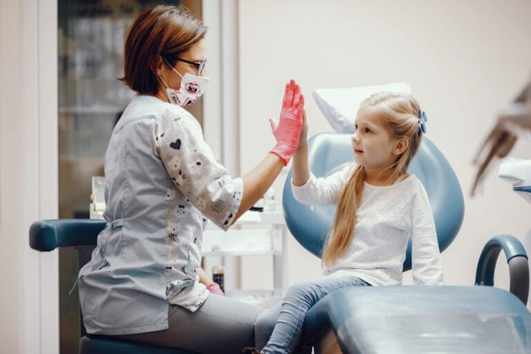 Blog 6 Differenze tra un "dentista" e un "dentista per bambini"